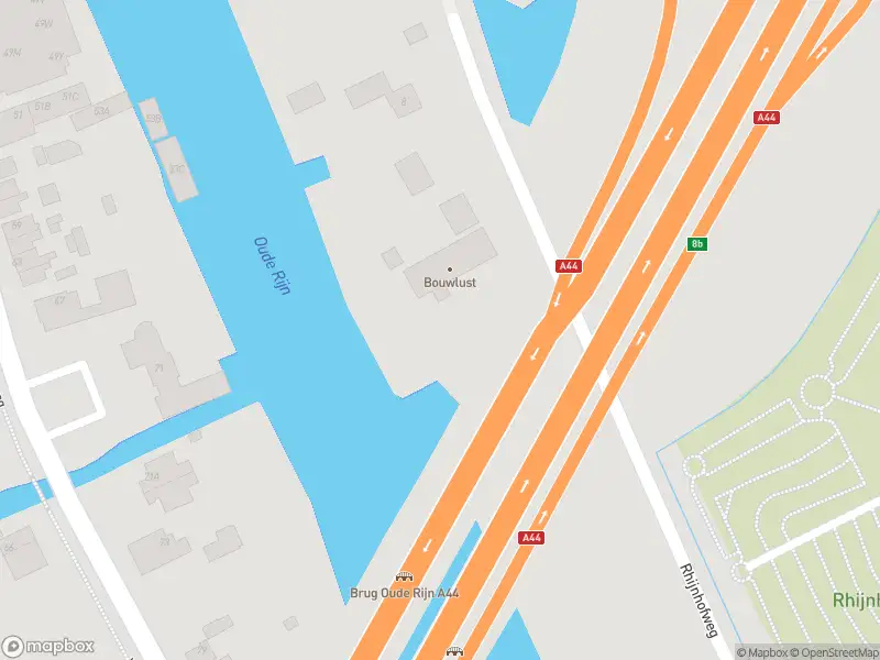 Ambulance met gepaste spoed naar de Oude Rhijnhofweg in Oegstgeest