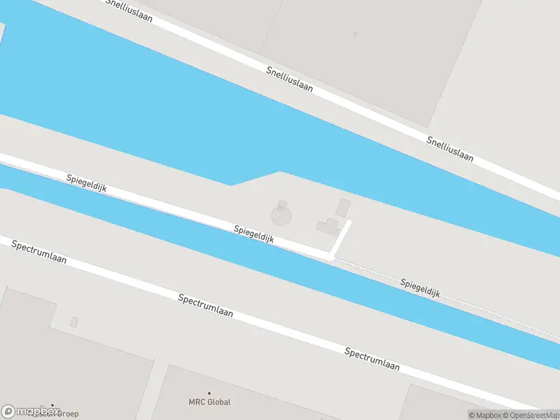 Brandweer met gepaste spoed naar de Spiegeldijk in Bleiswijk