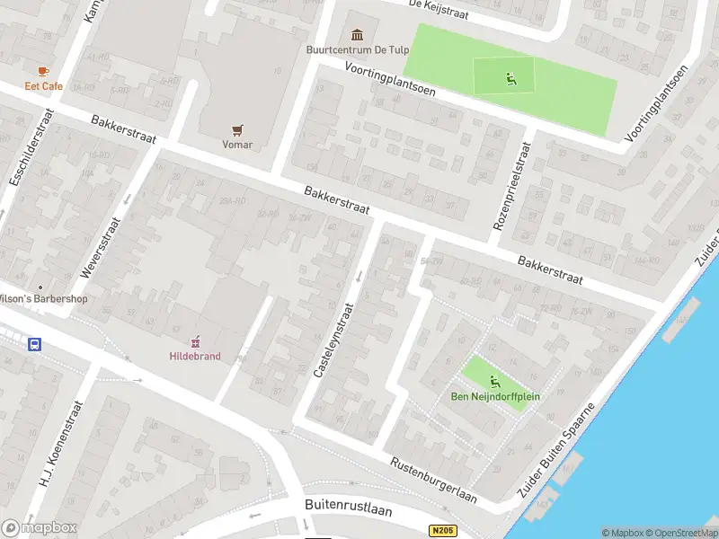 Ambulance met gepaste spoed naar de Casteleynstraat in Haarlem
