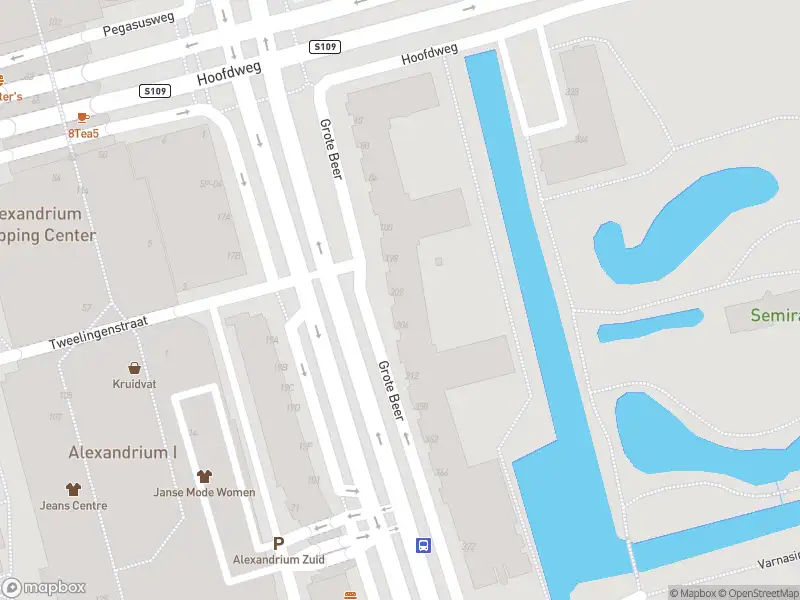Ambulance met grote spoed naar de Grote Beer in Rotterdam