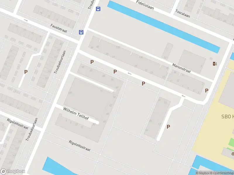Ambulance met gepaste spoed naar de Wilhelm Tellplaats in Hoogvliet Rotterdam