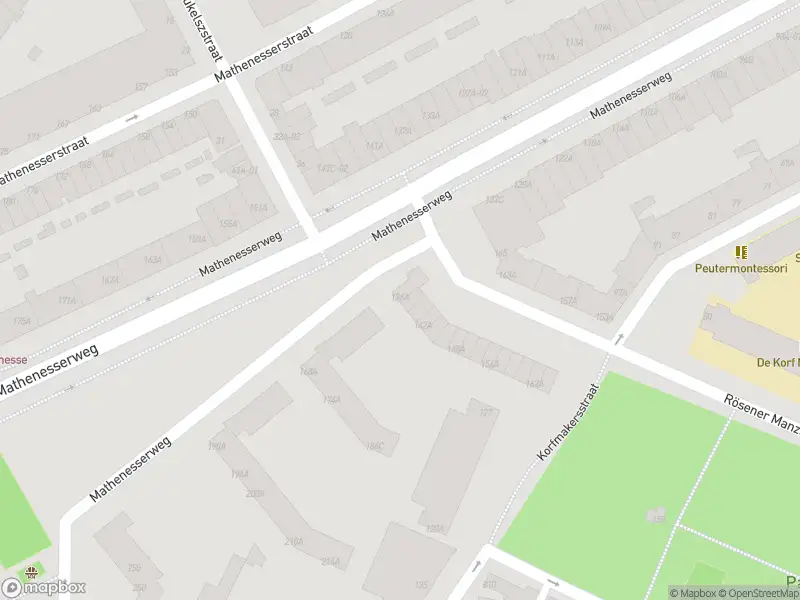 Ambulance met grote spoed naar de Mathenesserweg in Rotterdam
