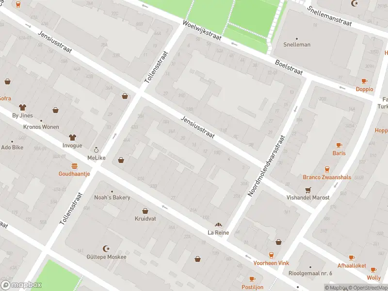 Ambulance met grote spoed naar de Jensiusstraat in Rotterdam