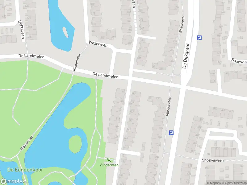 Ambulance met grote spoed naar de Vlinderveen in Spijkenisse