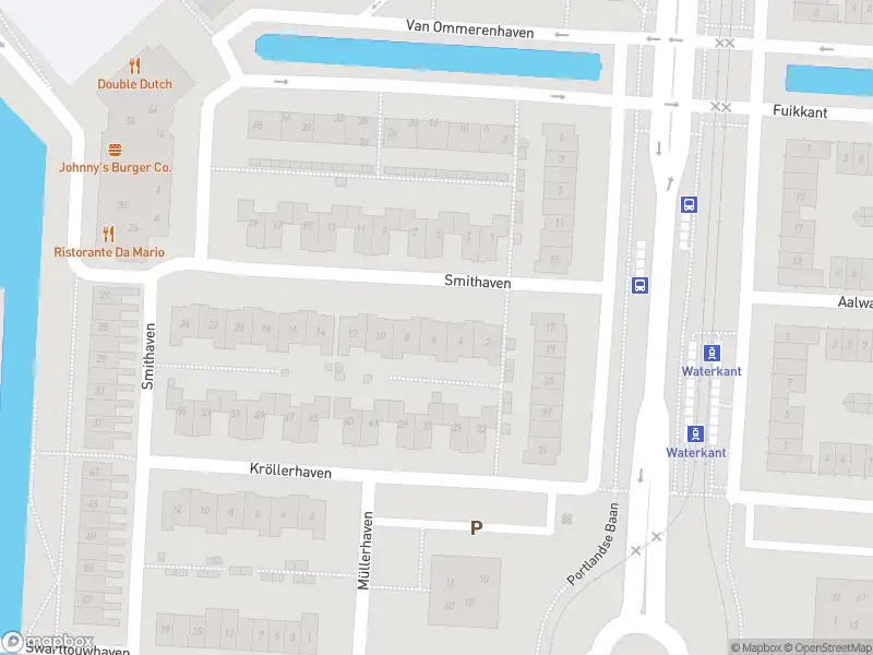 Ambulance met grote spoed naar de Kröllerhaven in Barendrecht