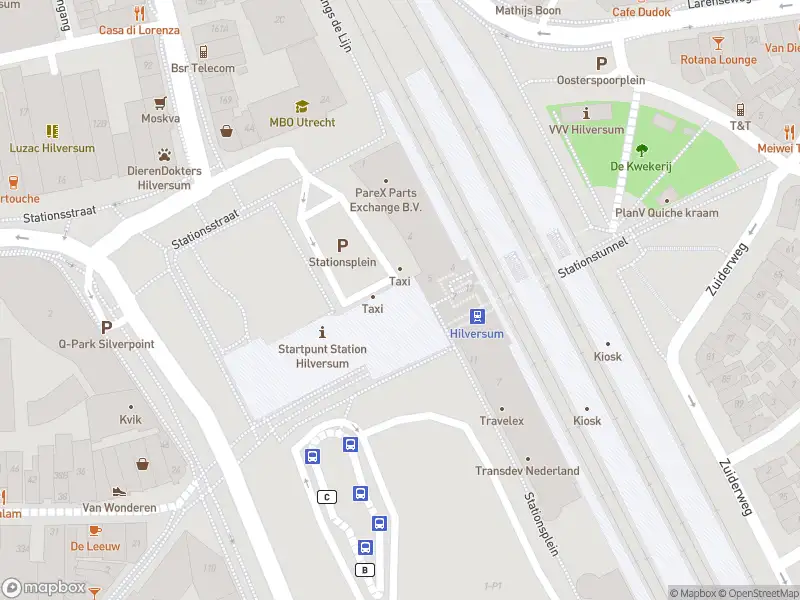 Brandweer met gepaste spoed naar de Stationsplein in Hilversum vanwege een liftopsluiting