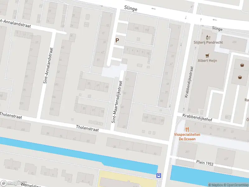 Ambulance met grote spoed naar de Sint-Maartensdijkstraat in Rotterdam