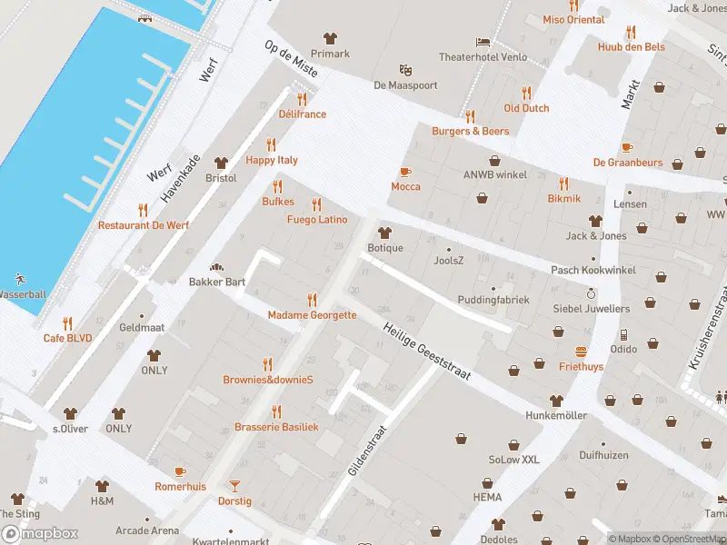 Brandweer met gepaste spoed naar de Gildenstraat in Venlo vanwege stormschade