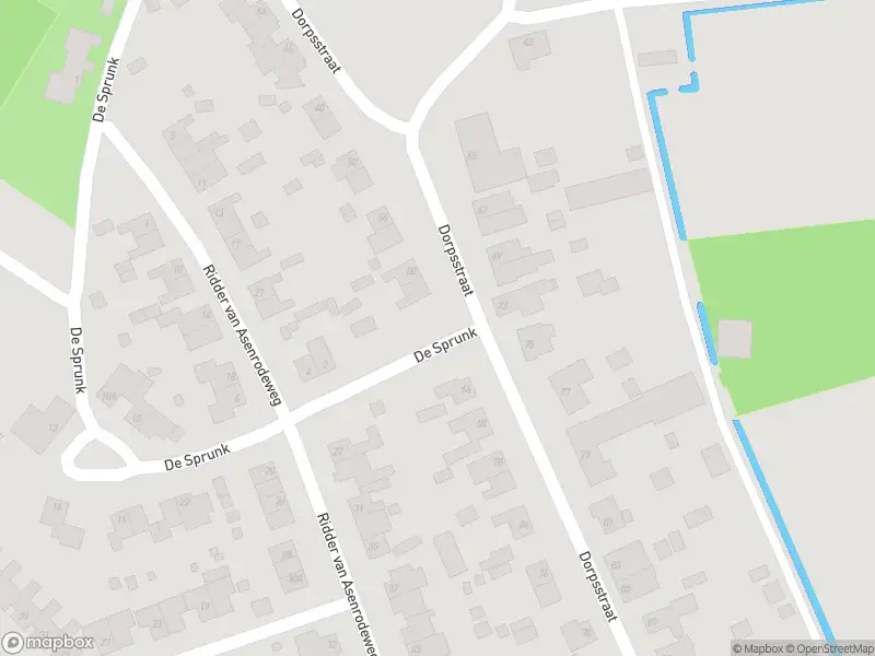 Brandweer met gepaste spoed naar de Dorpsstraat in Roermond vanwege stormschade