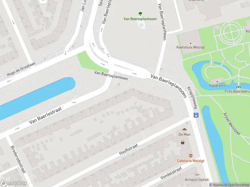 Ambulance met gepaste spoed naar de Van Baerlestraat in Dordrecht