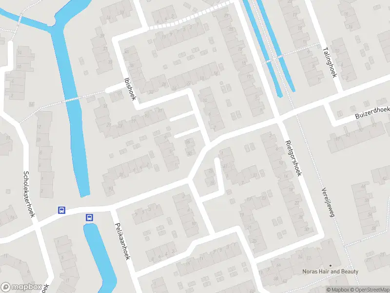 Ambulance met grote spoed naar de Ibishoek in Spijkenisse
