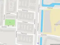 Ambulance met gepaste spoed naar de Lariksstraat in Alphen aan den Rijn