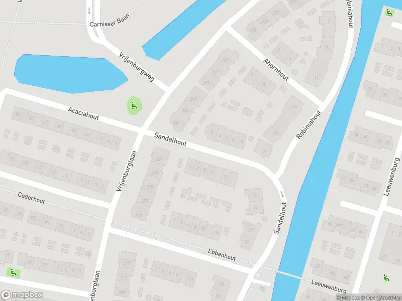 Ambulance met grote spoed naar de Sandelhout in Barendrecht