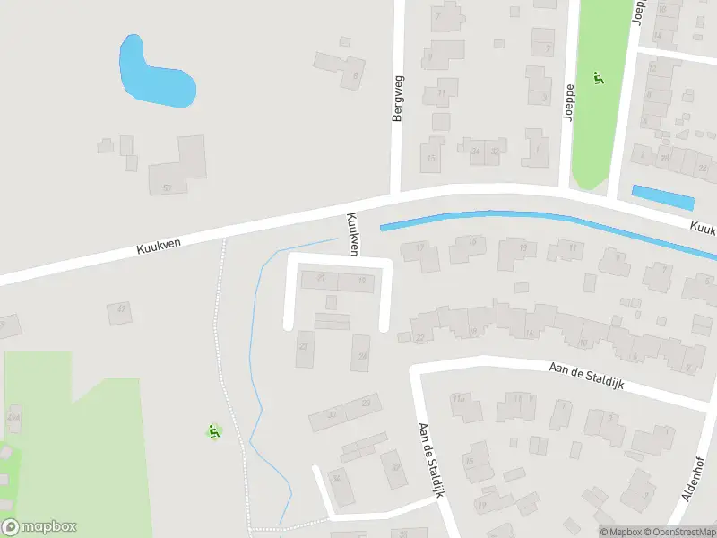 Brandweer en politie met gepaste spoed naar de Kuukven in Baarlo