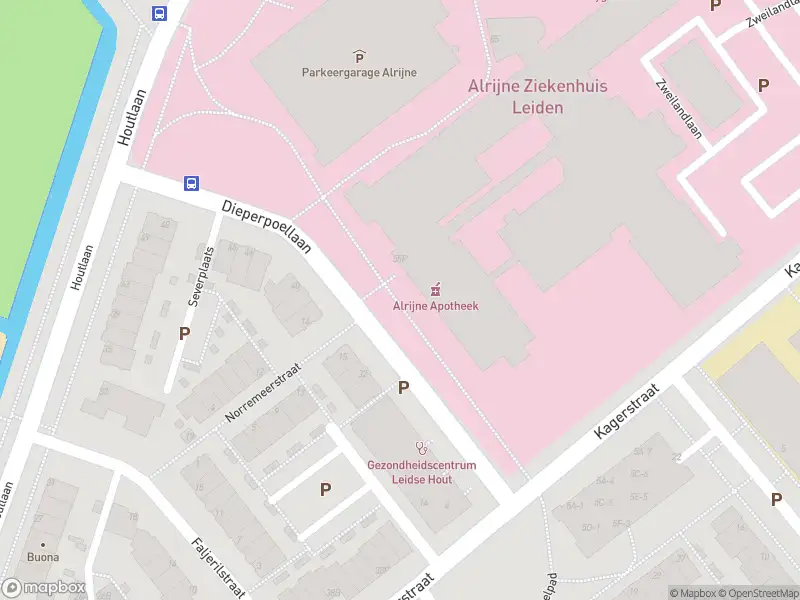 Ambulance met grote spoed naar de Dieperpoellaan in Leiden
