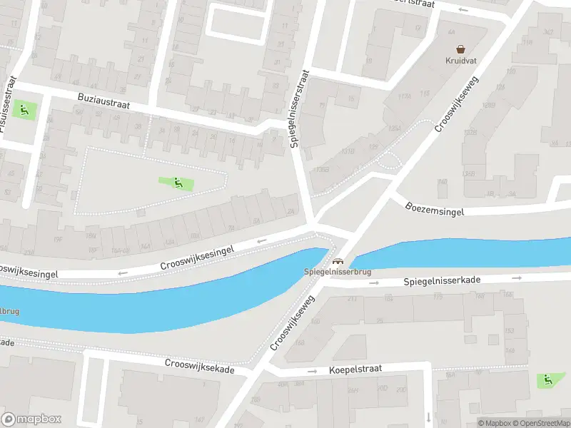 Ambulance met grote spoed naar de Crooswijksesingel in Rotterdam