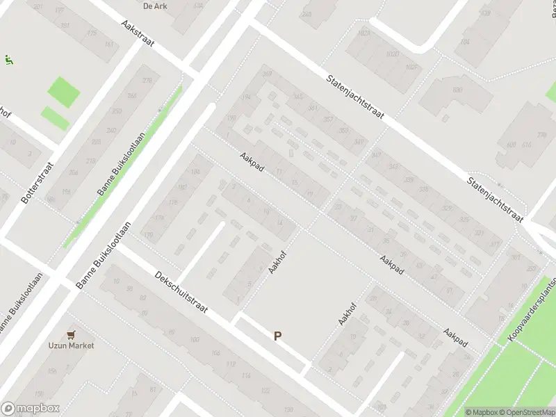 Ambulance met gepaste spoed naar de Aakpad in Amsterdam