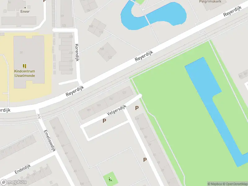 Ambulance met gepaste spoed naar de Velgersdijk in Rotterdam