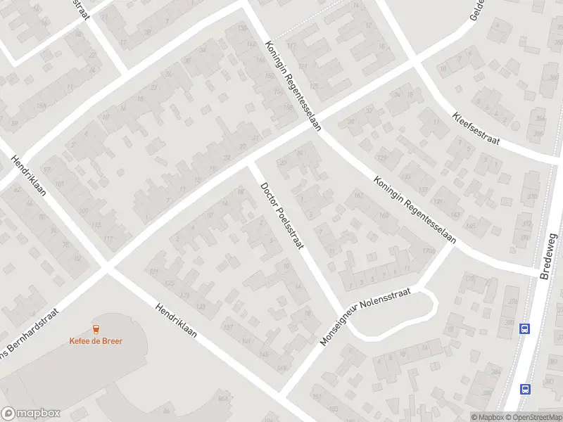 Ambulance met grote spoed naar de Doctor Poelsstraat in Roermond