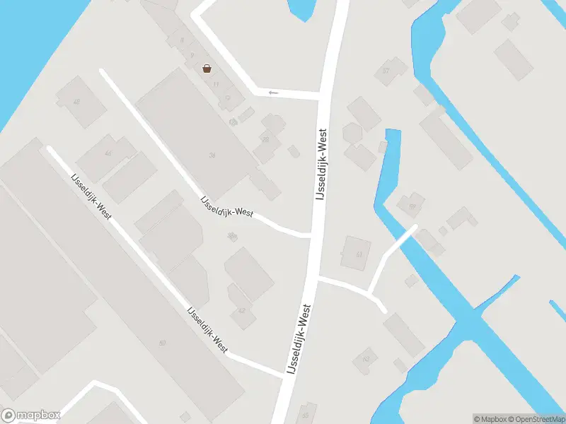 Ambulance met gepaste spoed naar de IJsseldijk-West in Ouderkerk aan den IJssel