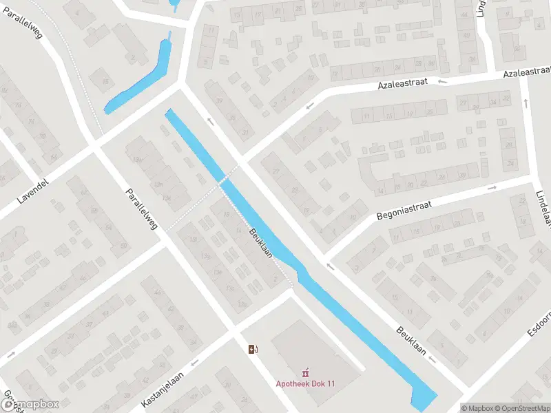 Brandweer met grote spoed naar de Lindelaan in Alblasserdam vanwege gebouwbrand