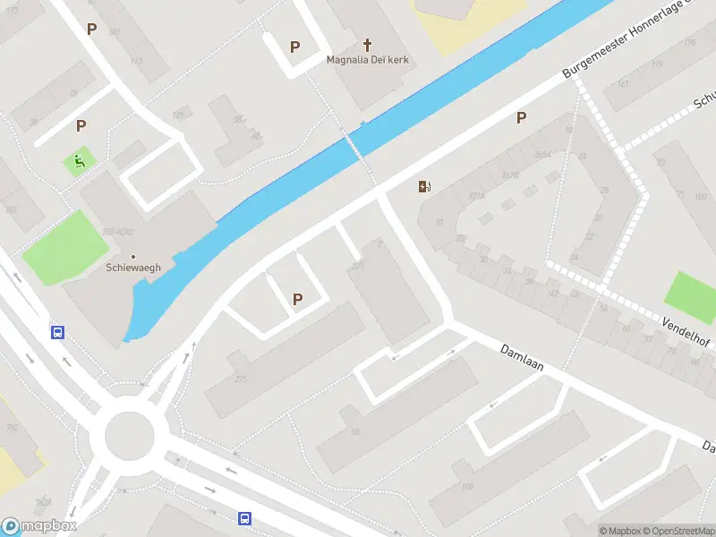 Ambulance met grote spoed naar de Burgemeester Honnerlage Gretelaan in Schiedam