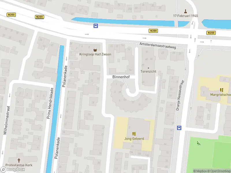 Ambulance met gepaste spoed naar de Binnenhof in Halfweg