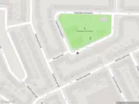 Ambulance met grote spoed naar de Zaandammerplein in Amsterdam