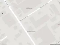 Brandweer met gepaste spoed naar de Industrieweg in Staphorst vanwege stankoverlast