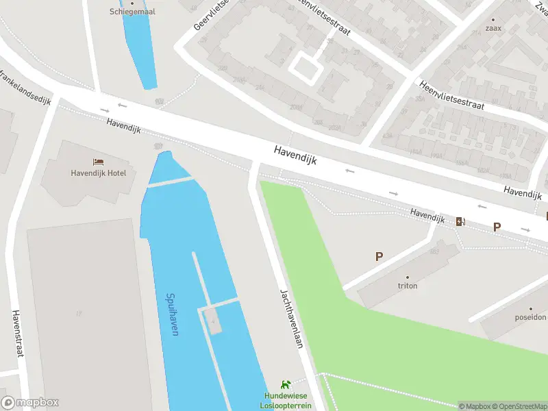 Ambulance met grote spoed naar de Havendijk in Schiedam