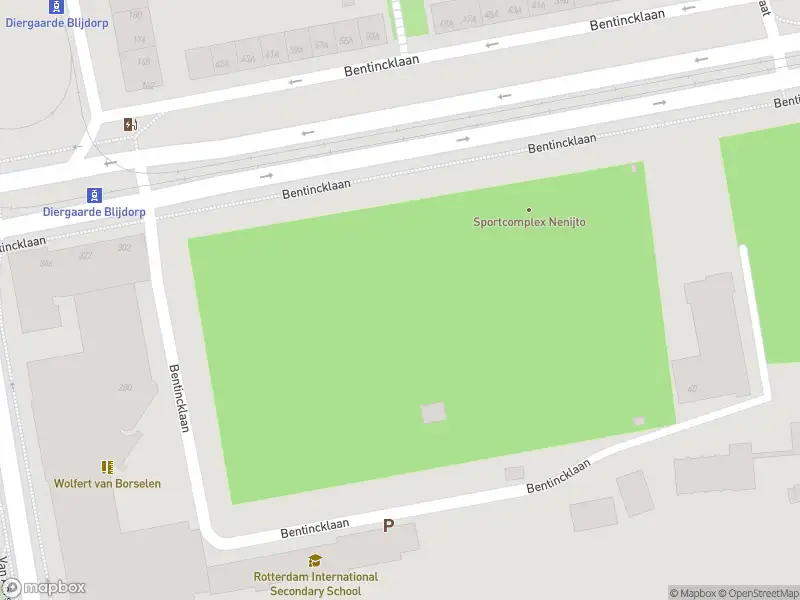 Ambulance met grote spoed naar de Bentincklaan in Rotterdam