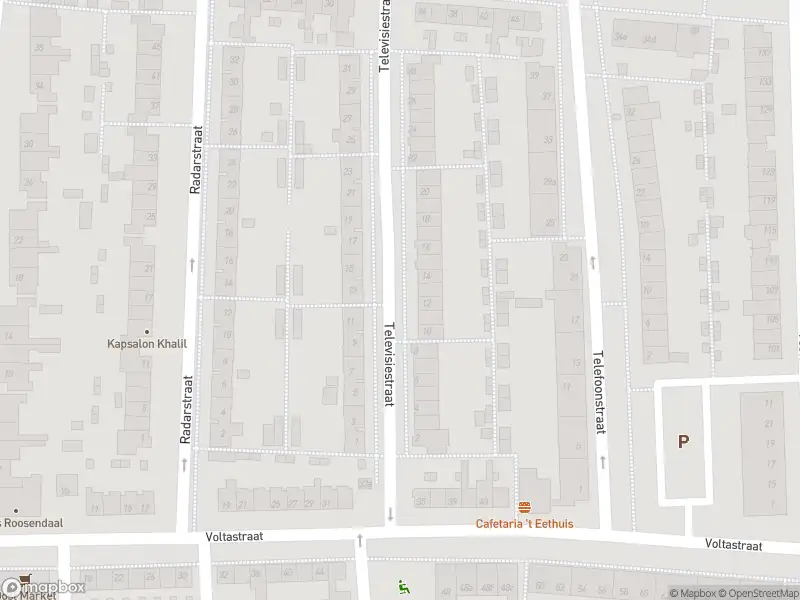 Brandweer met grote spoed naar de Edisonstraat in Roosendaal vanwege stankoverlast