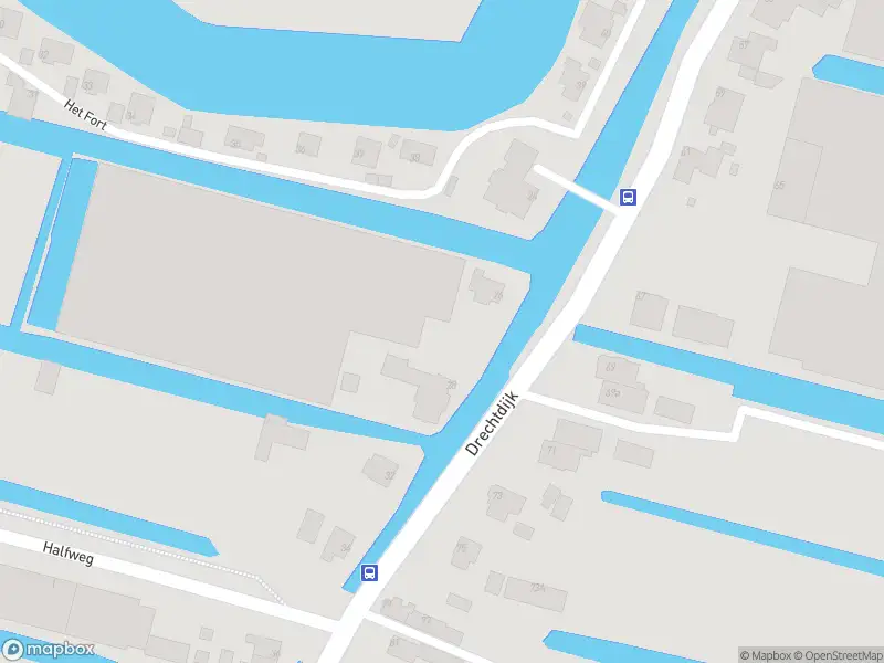 Ambulance met grote spoed naar de Amstelplein in Uithoorn