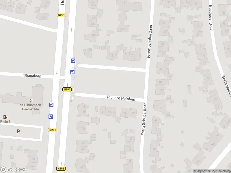 Ambulance met grote spoed naar de Jan van Goyenstraat in Heemstede