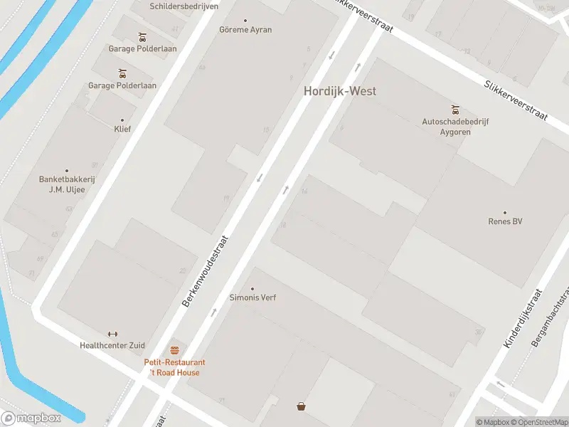 Ambulance met grote spoed naar de Slikkerveerstraat in Rotterdam