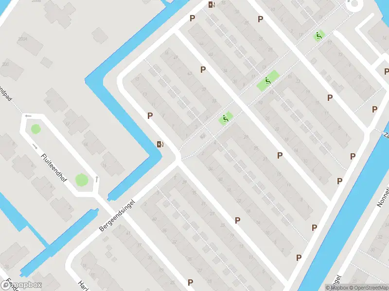 Ambulance met grote spoed naar de Slobeendpad in 's-Gravenhage