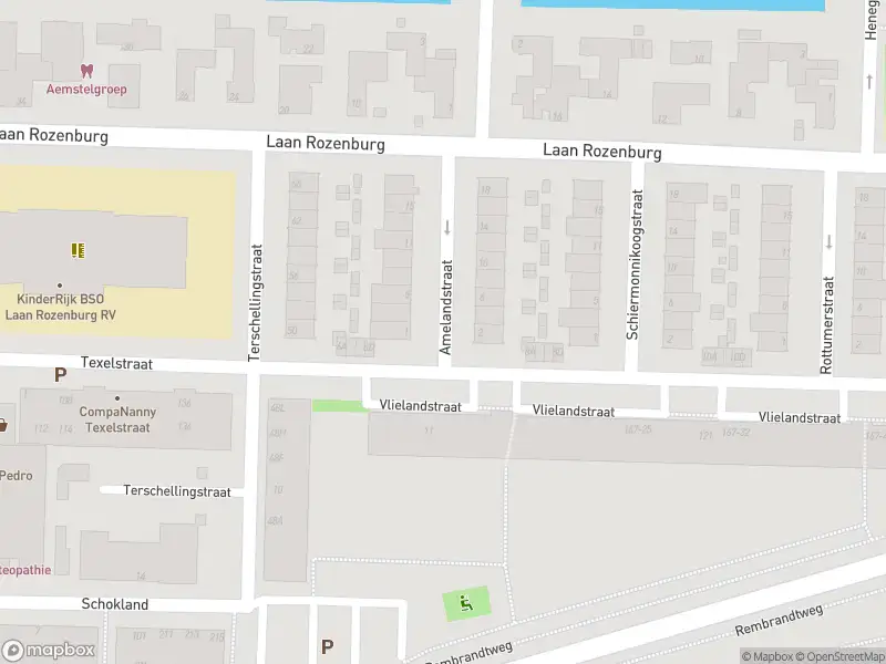 Ambulance met gepaste spoed naar de Amelandstraat in Amstelveen