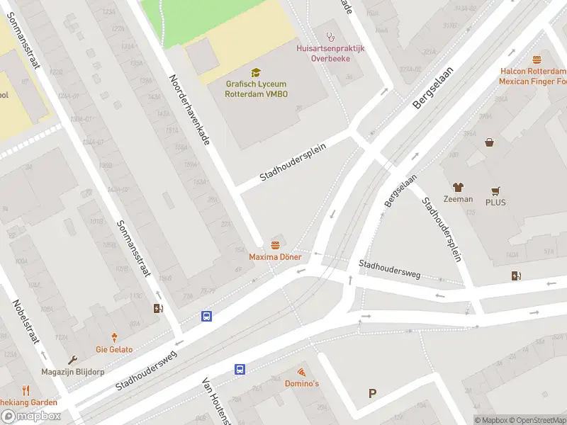 Brandweer met grote spoed naar de Stadhoudersplein in Rotterdam vanwege reanimatie