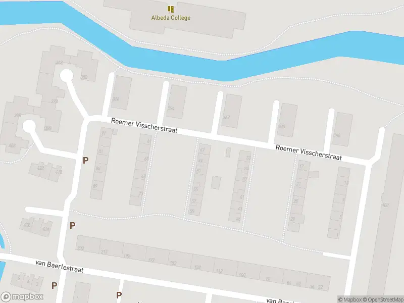 Ambulance met gepaste spoed naar de Roemer Visscherstraat in Vlaardingen
