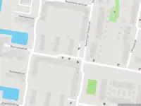 Ambulance met grote spoed naar de Van Leeuwenhoekstraat in Vlaardingen