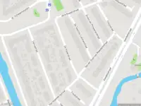 Ambulance met grote spoed naar de Groen van Prinstererstraat in Alkmaar