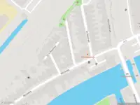 Ambulance met gepaste spoed naar de Reitzstraat in Leiden