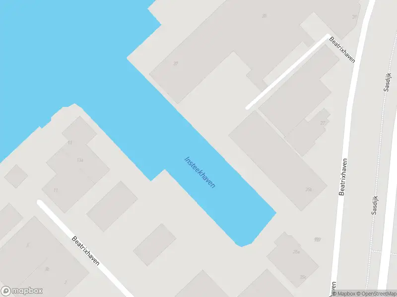 Brandweer en politie met gepaste spoed naar de Beatrixhaven in Werkendam