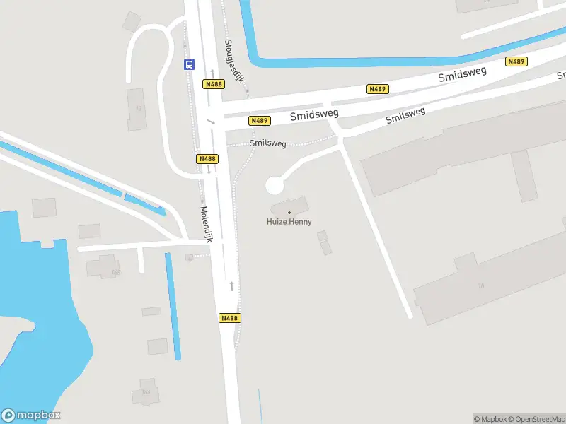 Ambulance met gepaste spoed naar de Smitsweg in Klaaswaal