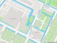 Ambulance met grote spoed naar de Kriekenoord in Diemen