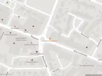 Ambulance met grote spoed naar de Roermondseweg in Weert