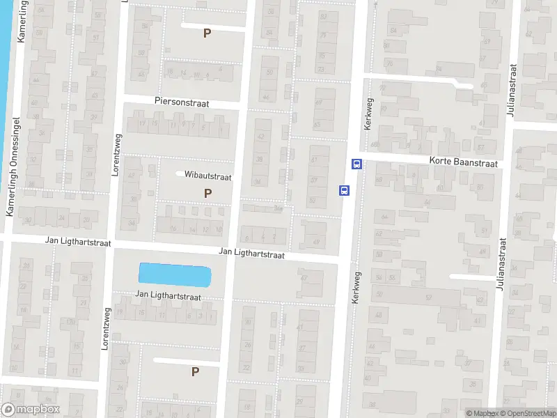 Ambulance met grote spoed naar de Wibautstraat in Lekkerkerk