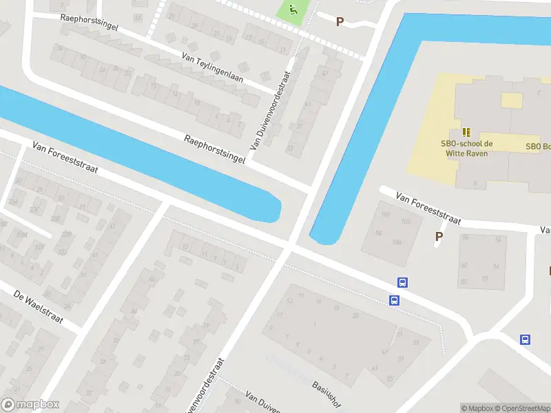 Ambulance met gepaste spoed naar de Van Duivenvoordestraat in Heerhugowaard