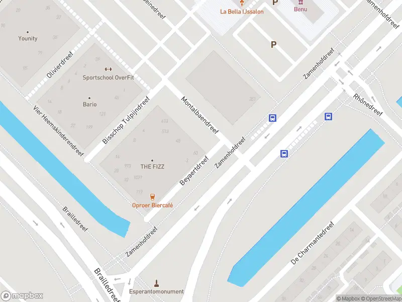 Politie naar de Montalbaendreef in Utrecht vanwege aanrijding met letsel