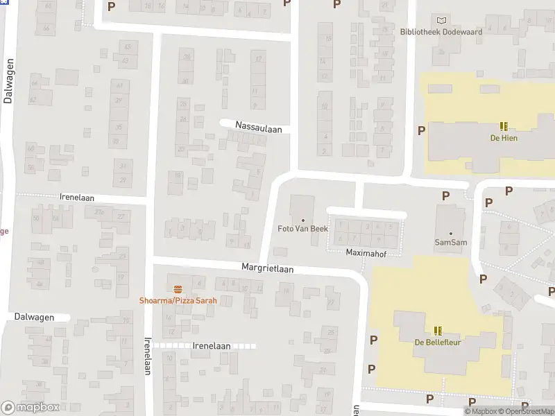 Brandweer met grote spoed naar de Nassaulaan in Dodewaard vanwege reanimatie